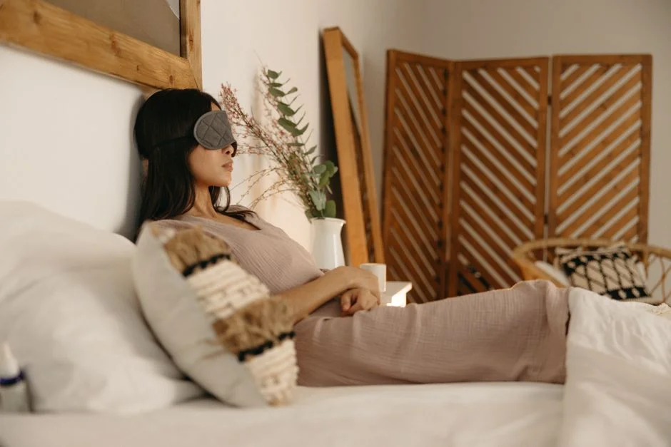 Weighted Sleep Masks Reviewed: How to Choose the Right One
